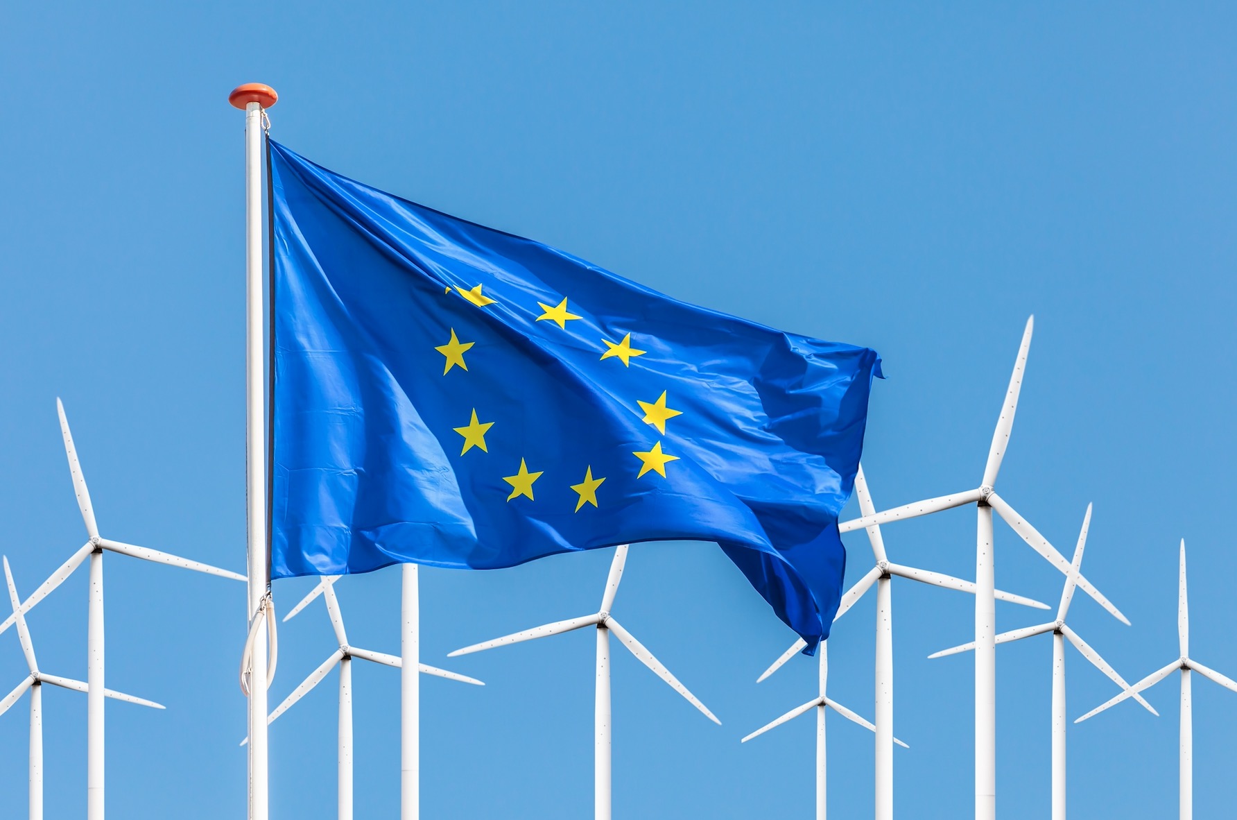 Europa voert regelgeving in om de productie van groene technologie te stimuleren in